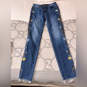 DRIFTWOOD Jackie Hight Rise Blue Jeans with Floral Embroidery